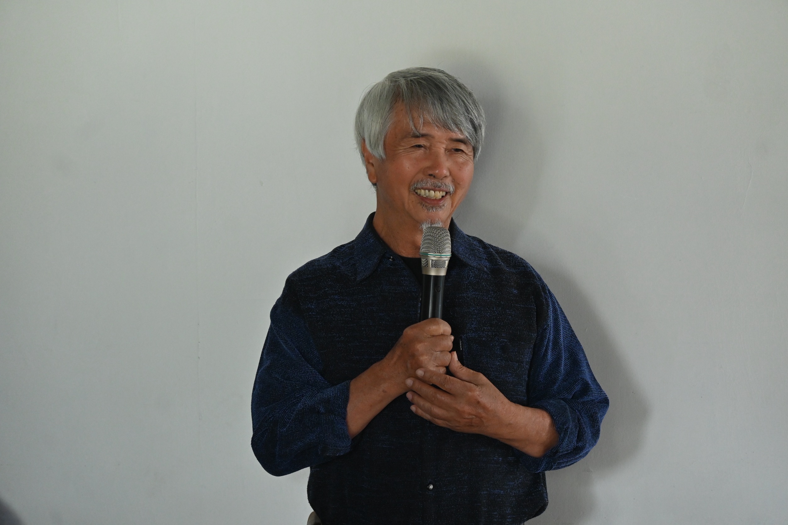 圖三李仲生基金會董事長黃步青致詞時表示,基金會舉辦的獎項雖然獎金不是藝術界最高,卻備受台灣藝壇肯定。