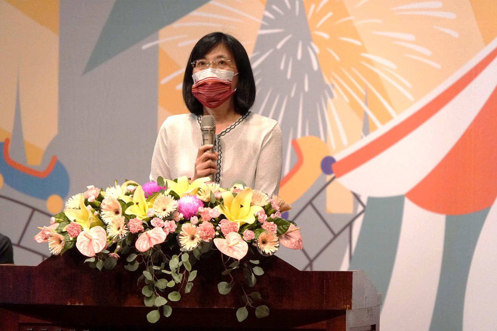 陳玉女副校長期勉新生妥善規劃學習腳步,披荊斬棘、克服困難