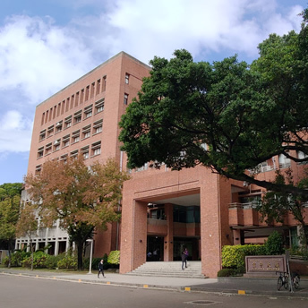 校長／副校長／秘書室