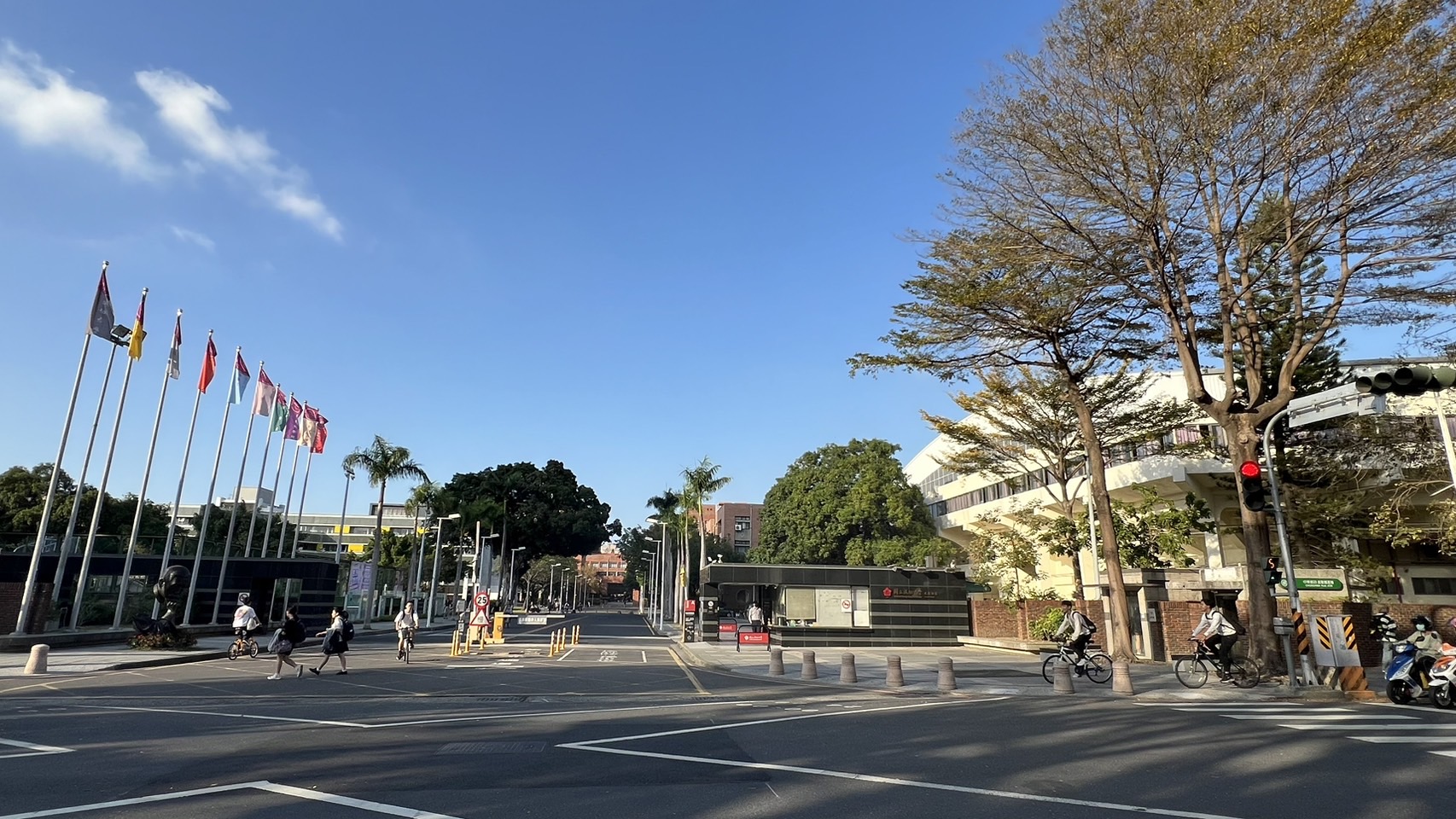 成大在台南市民中的好感度維持88%至90%,顯示成大的長期貢獻不僅贏得地方民眾肯定