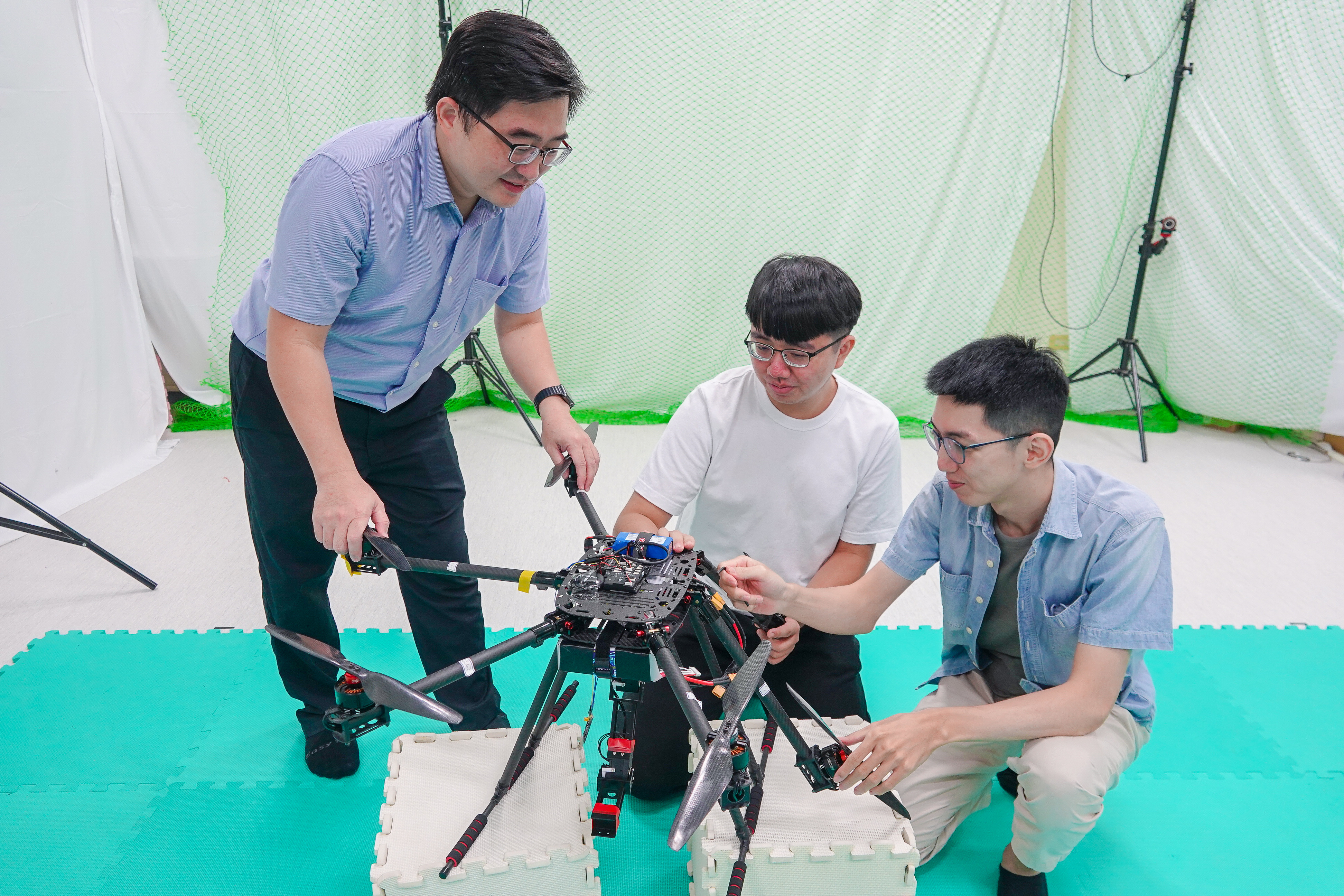 The team improved rotorcraft performance using deep learning.