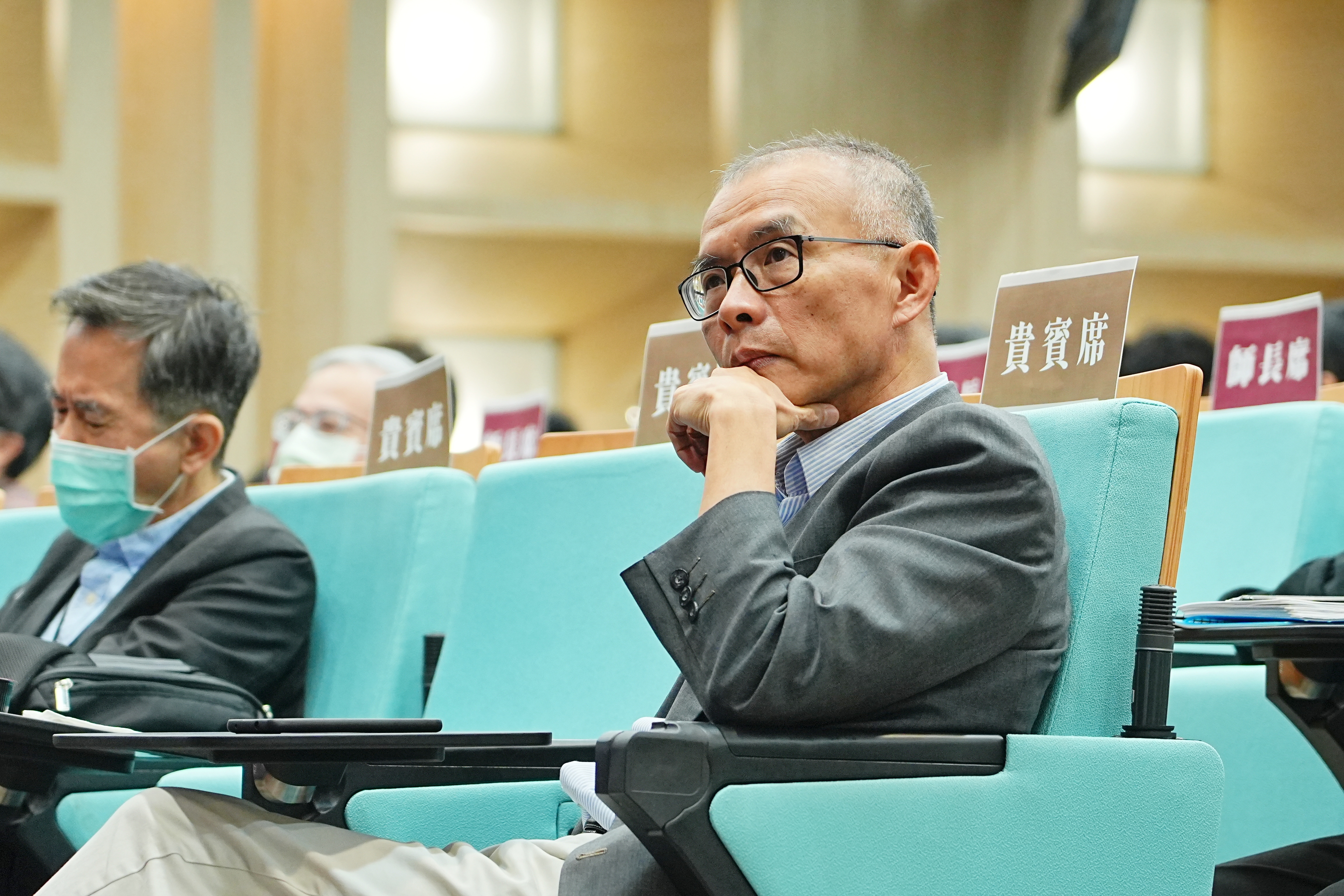 詹景堯博士被譽為國際最懂自駕車的臺灣人,目前亦擔任成大敏求智慧運算學院院務委員,11 日陪同 Trevor Darrell 教授出席演講