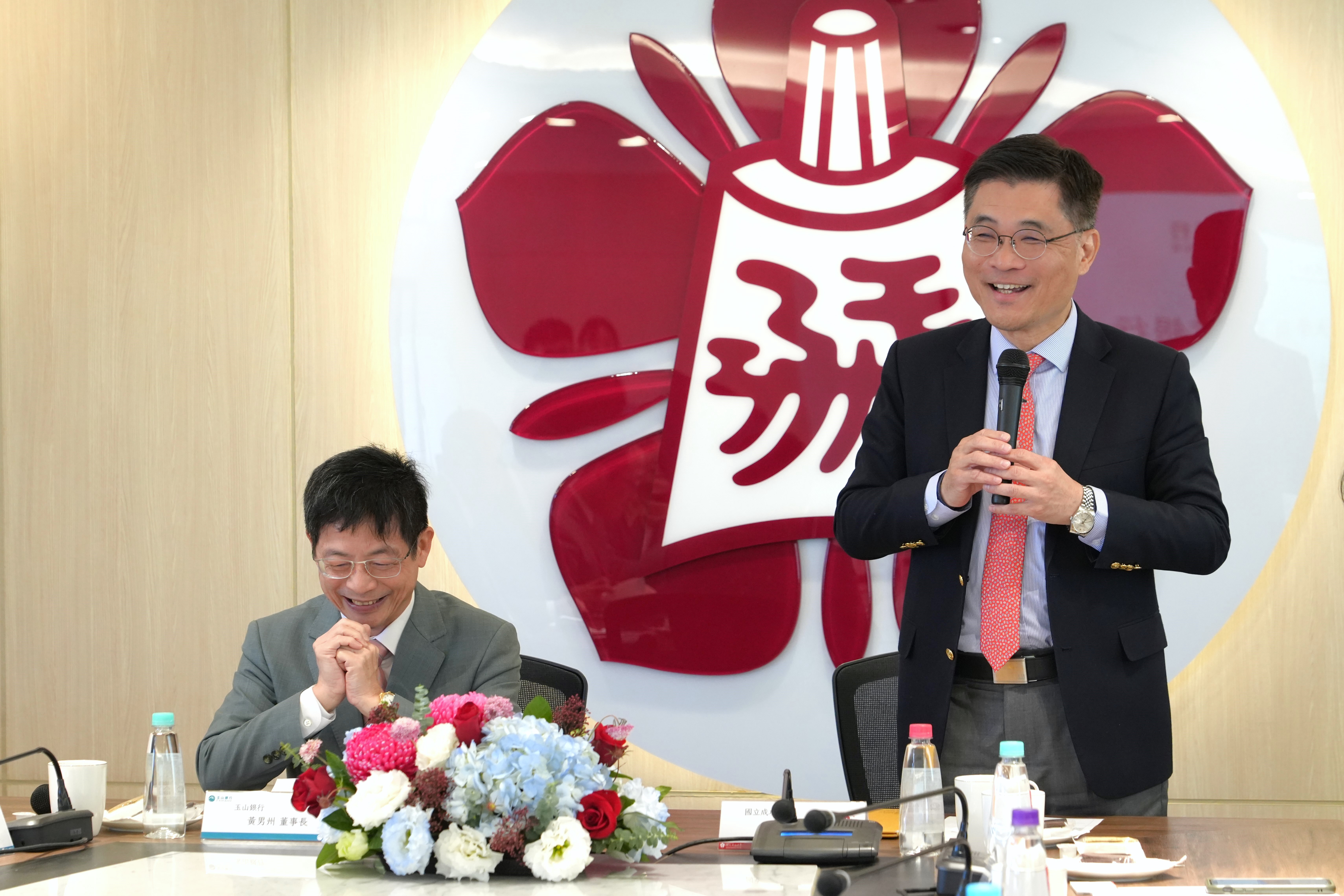 成大校長沈孟儒校長