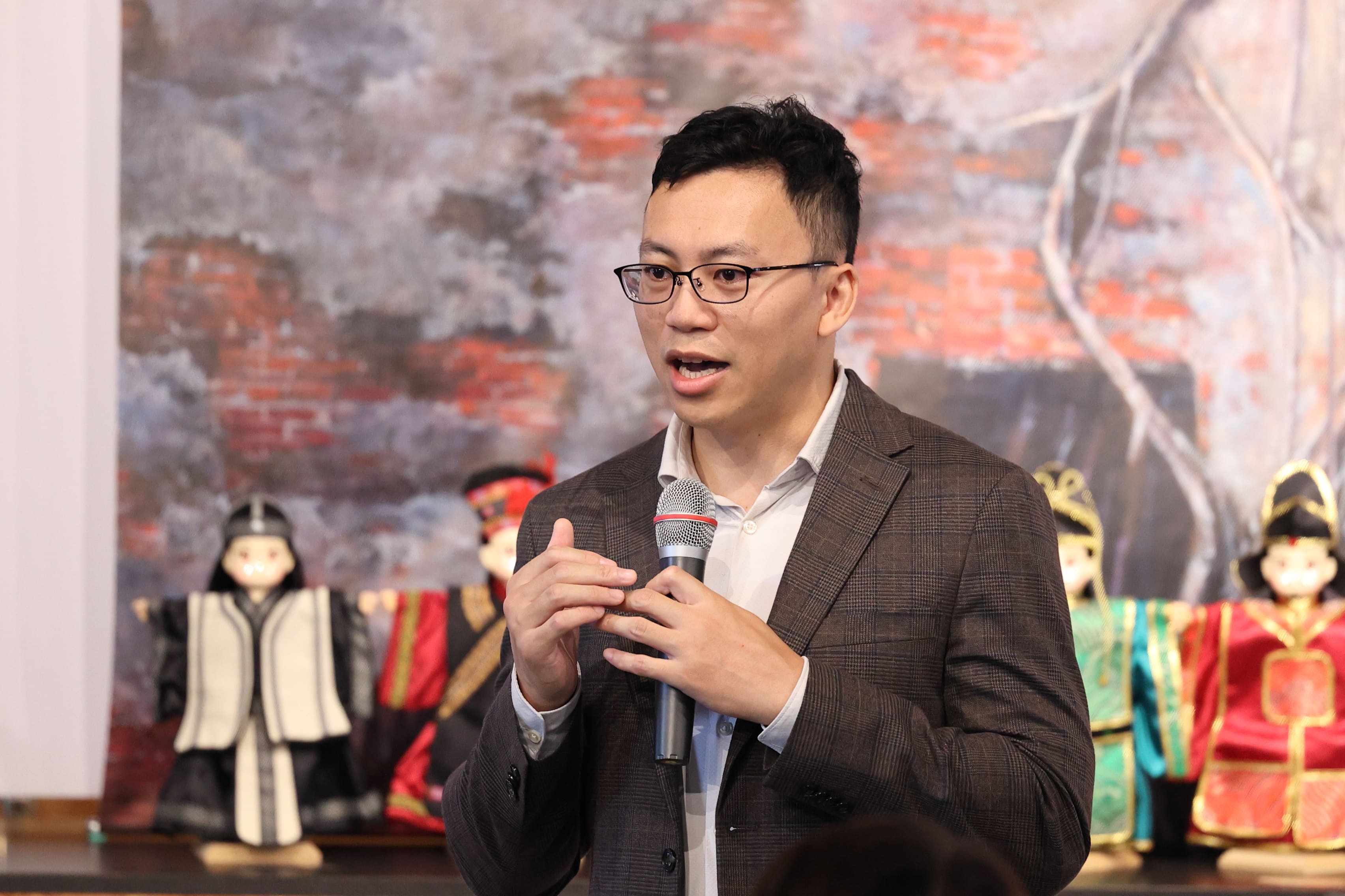 楊政達老師鼓勵學生,學習的過程中難免會有挫折,但要保持初衷