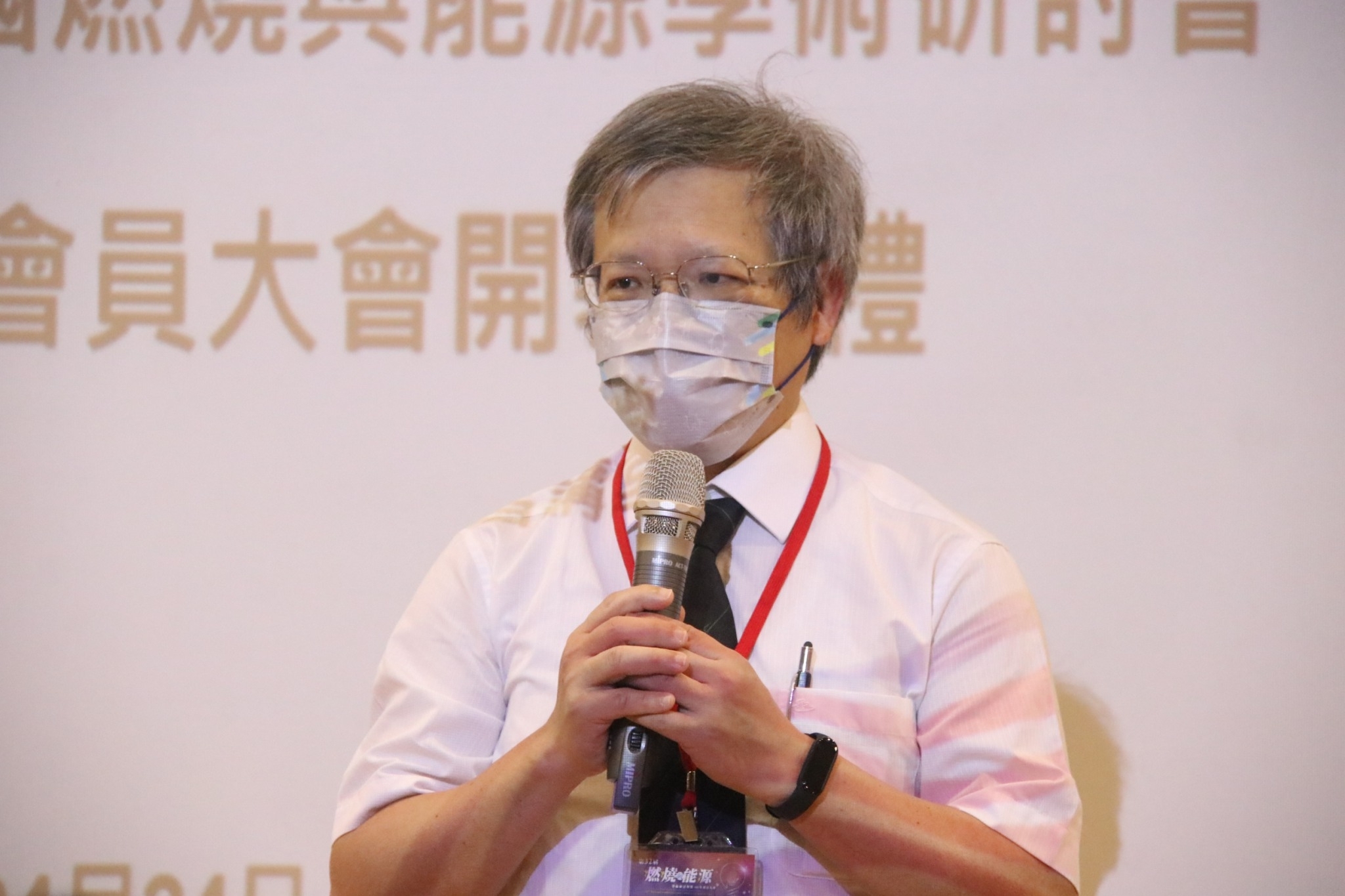 圖說九、科技部能源學門召集人蕭述三勉勵在場學者,投入燃燒領域研究的決心。jpg