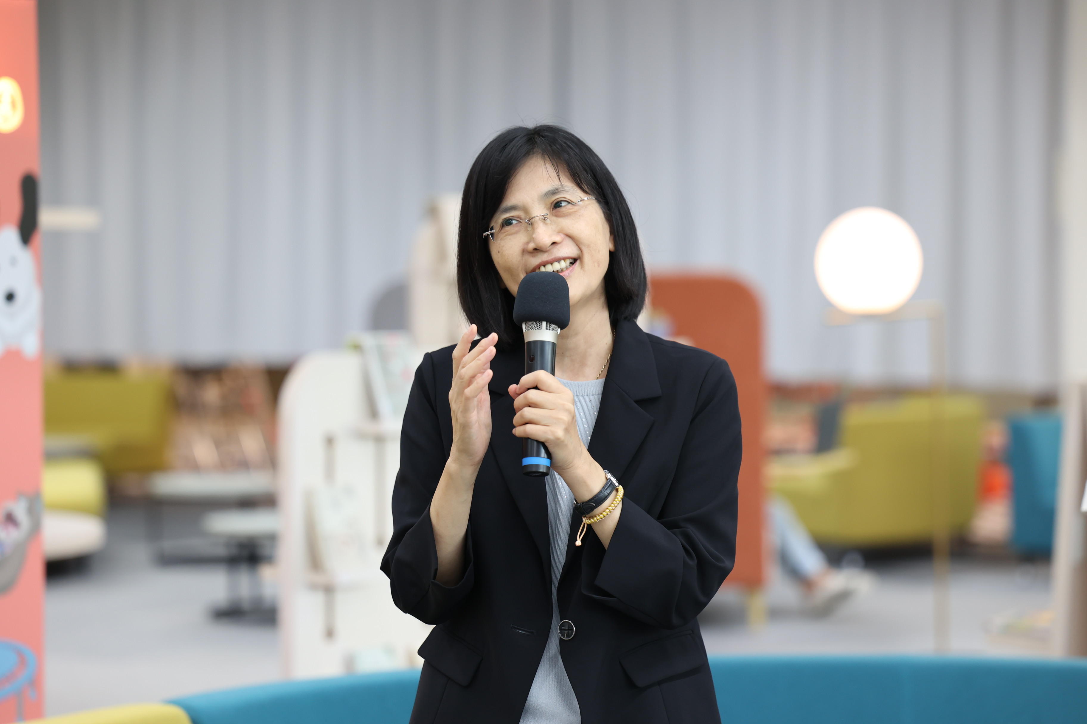 成大副校長陳玉女同時也是成大社會創新型 USR 資源中⼼召集⼈。擔任文學院院長期間,加入成大自 2016 年起由蘇慧貞校長推行的跨領域合作計畫,推出「踏溯台南」通識教育核心課程,從而開啟自身參與推動成大 USR 實踐的契機