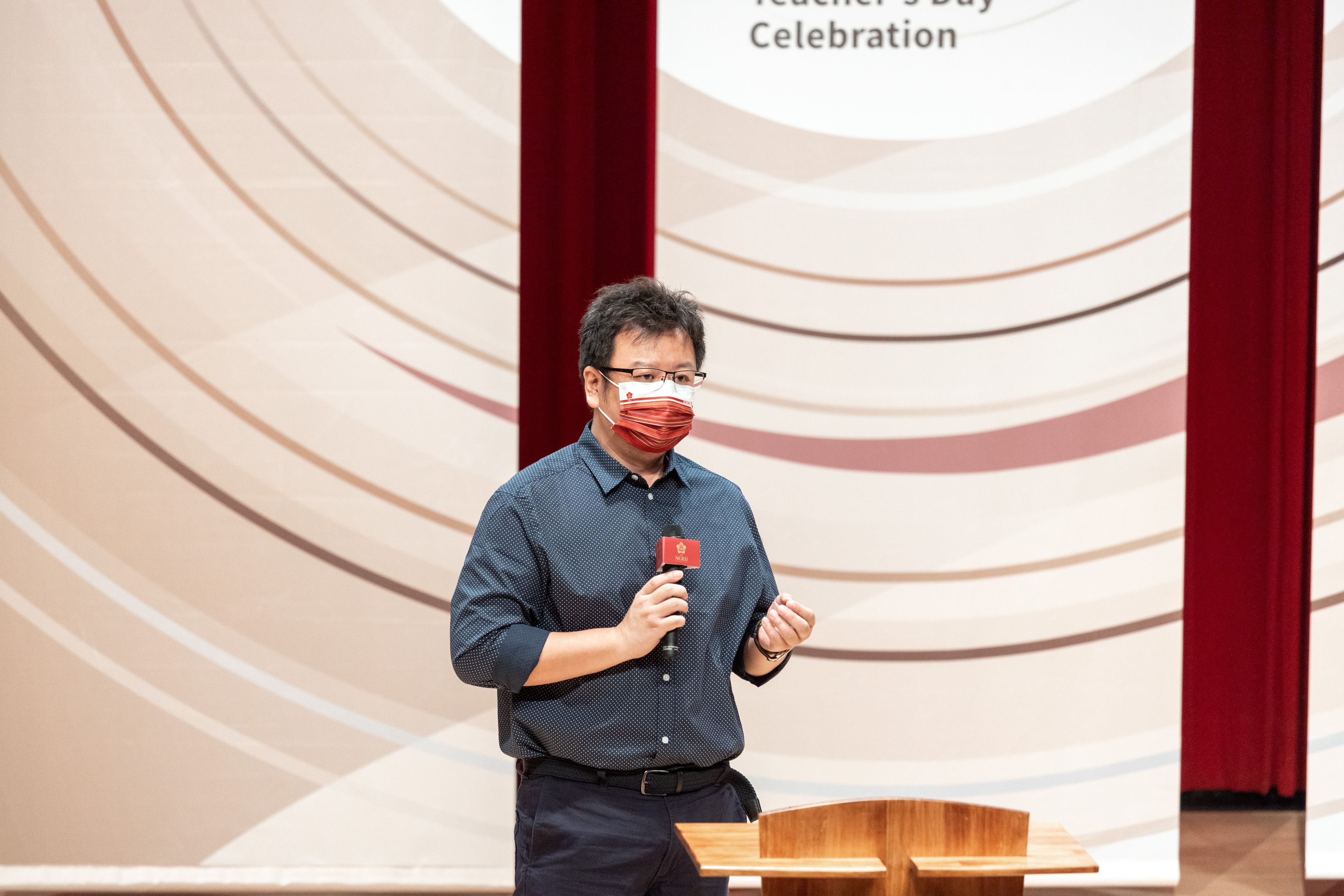 8醫學系藥理學科暨藥理學研究所教授張雋曦