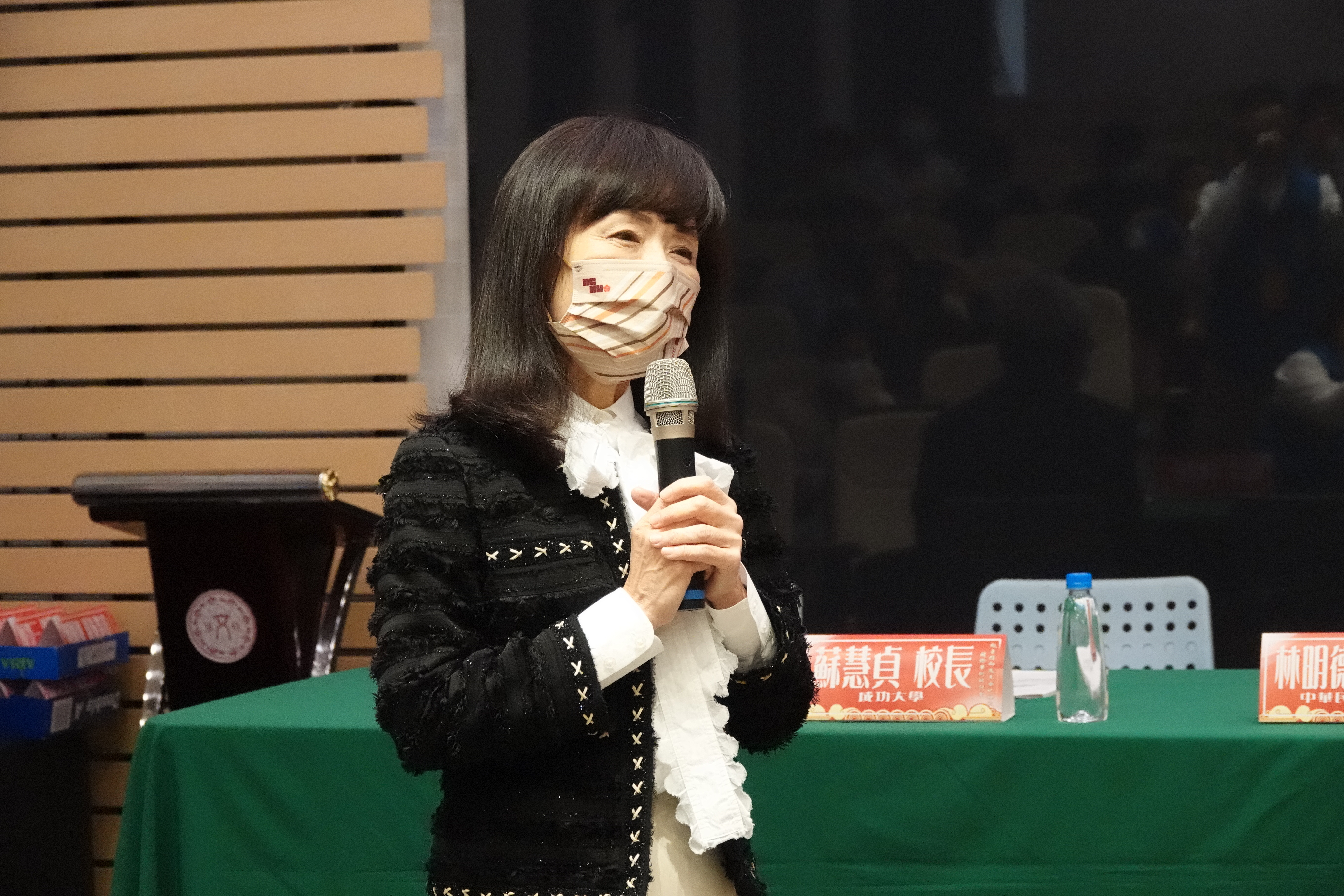 成大校長蘇慧貞認為學術單位與亭宮攜手代表城市鏈結世界