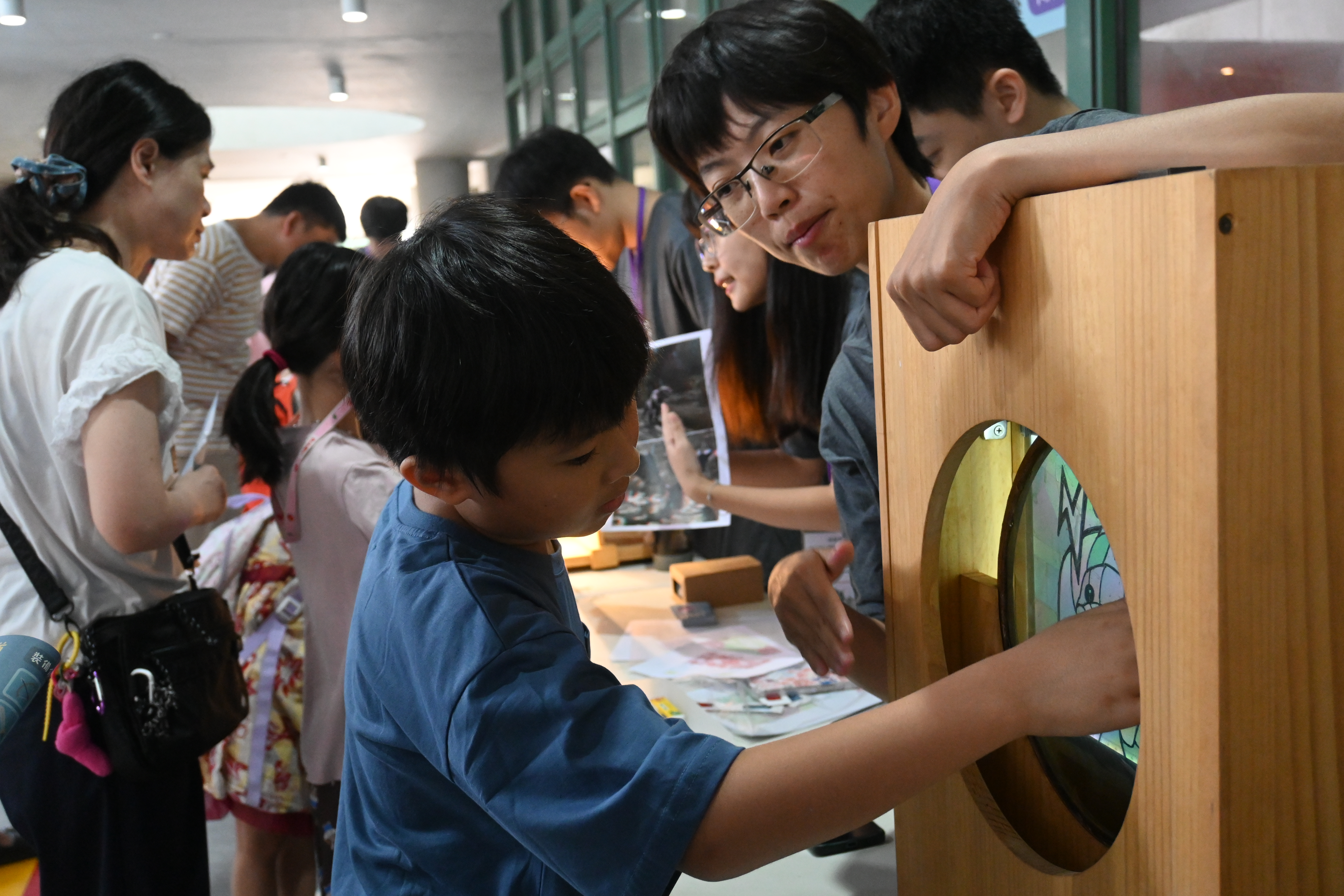 成大理學大道科學博覽會登場　大小朋友化身理學士動腦齊心挑戰熊魔王
