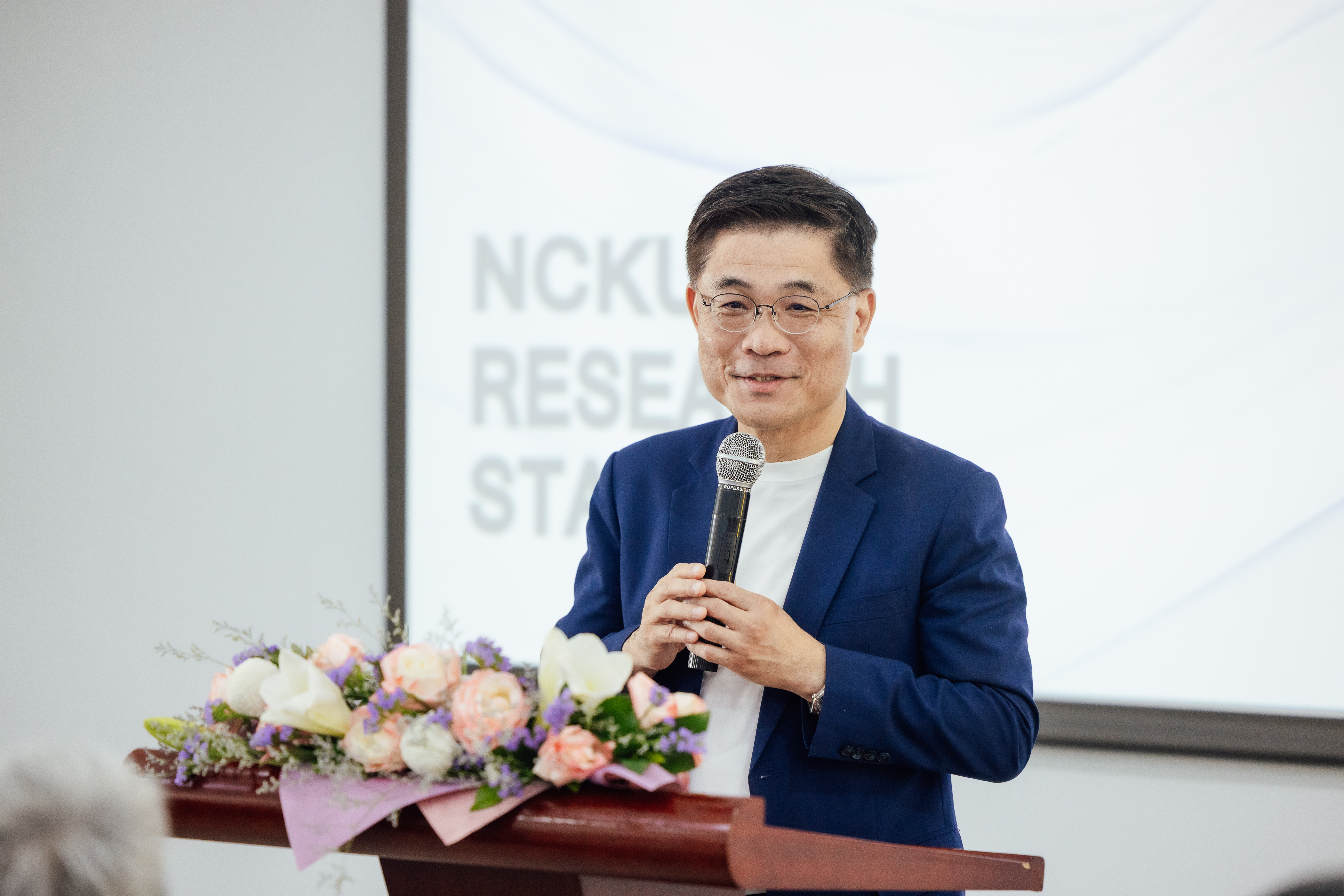 成大沈孟儒校長醫學背景出身,他深信解決問題的核心在於深入現場。成大團隊此次集結多位跨領域學者進駐花蓮,將持續在地化深耕,讓成大的學術能量轉化為國家重建的具體助力