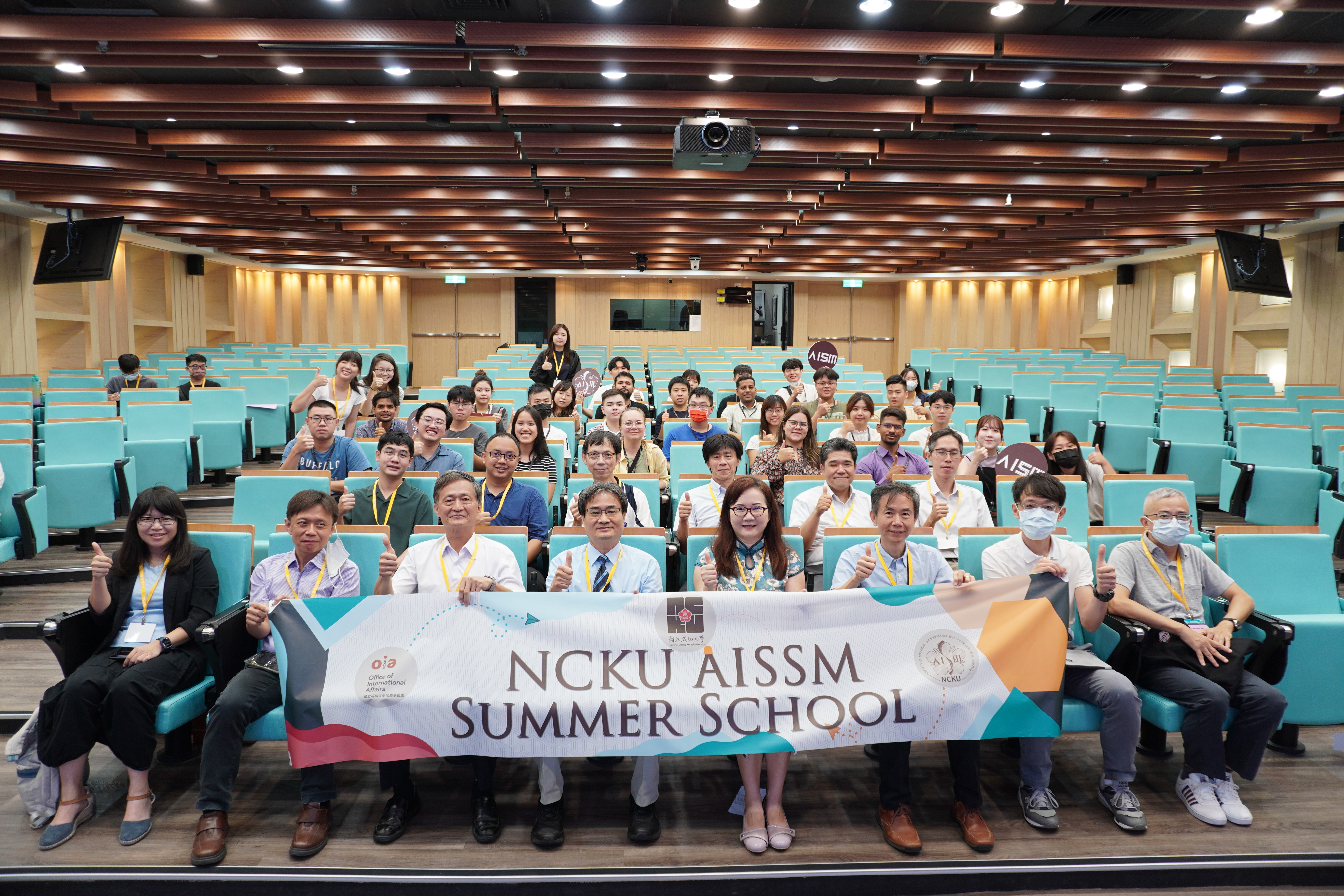 NCKU Academy of Innovative Semiconductor and Sustainable Manufacturing (AISSM) brought together 29 students from six countries