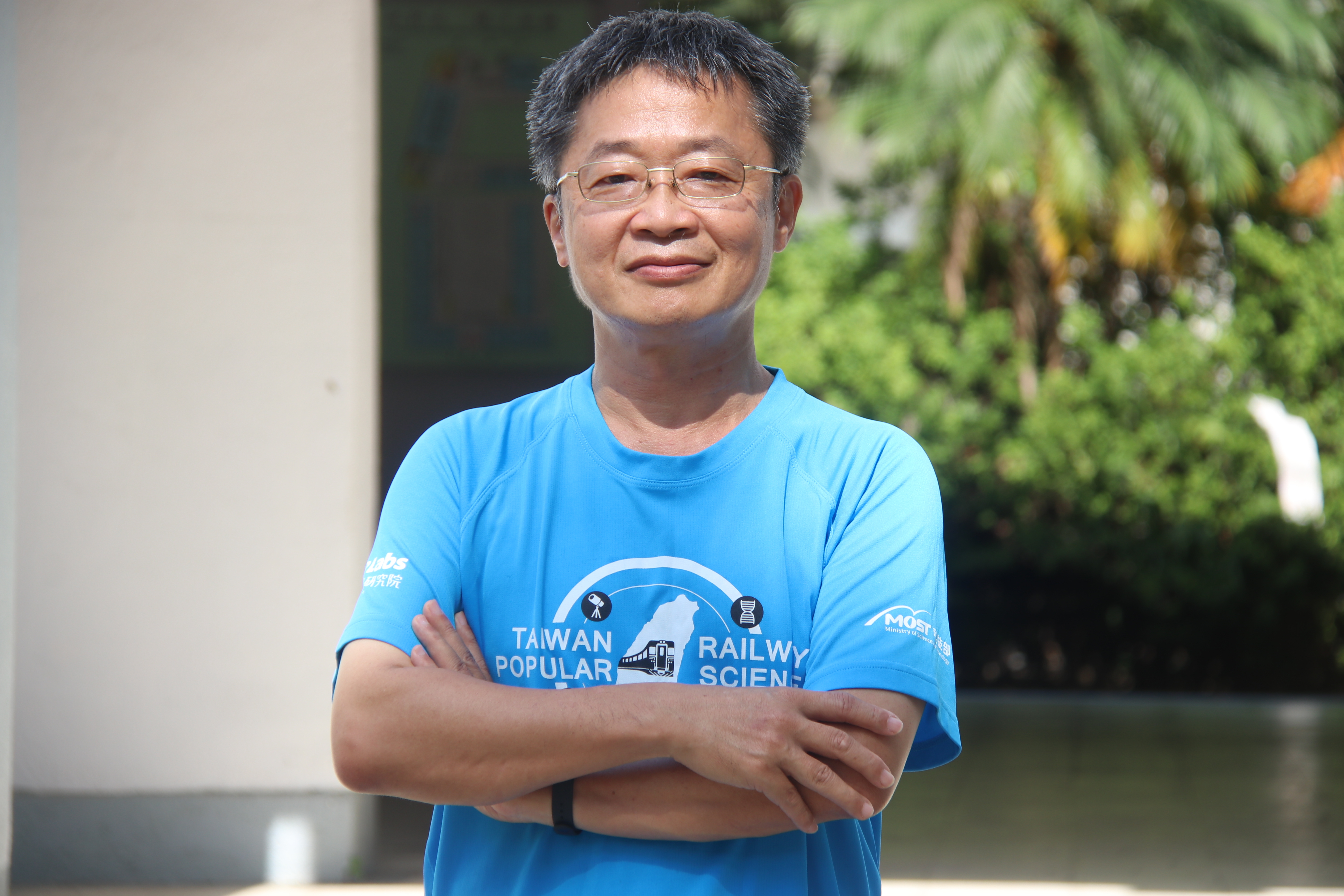 國立成功大學材料科學及工程學系李旺龍教授