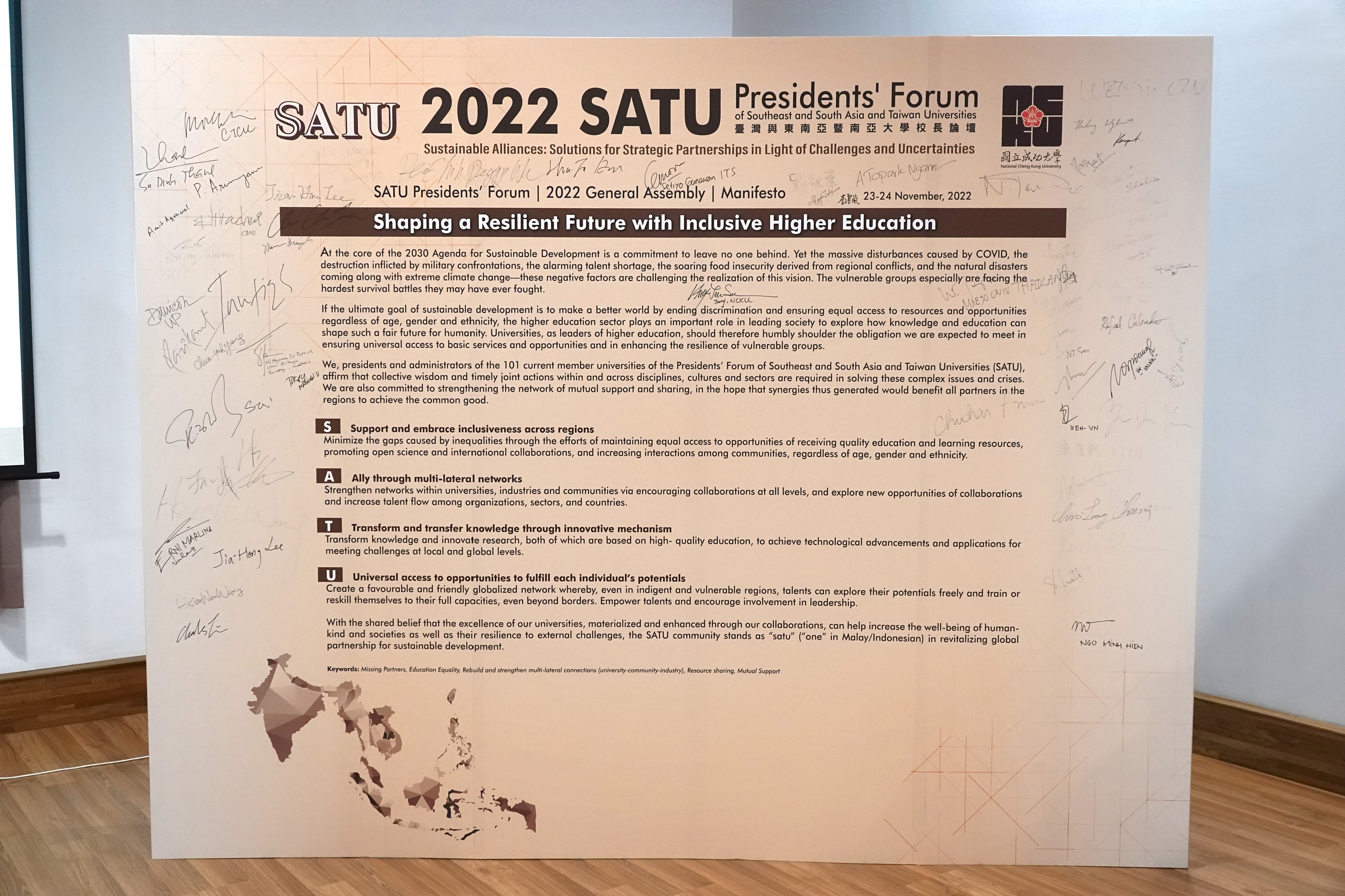 Nearly 100 delegates signed SATU's Manifesto for a Sustainable Future