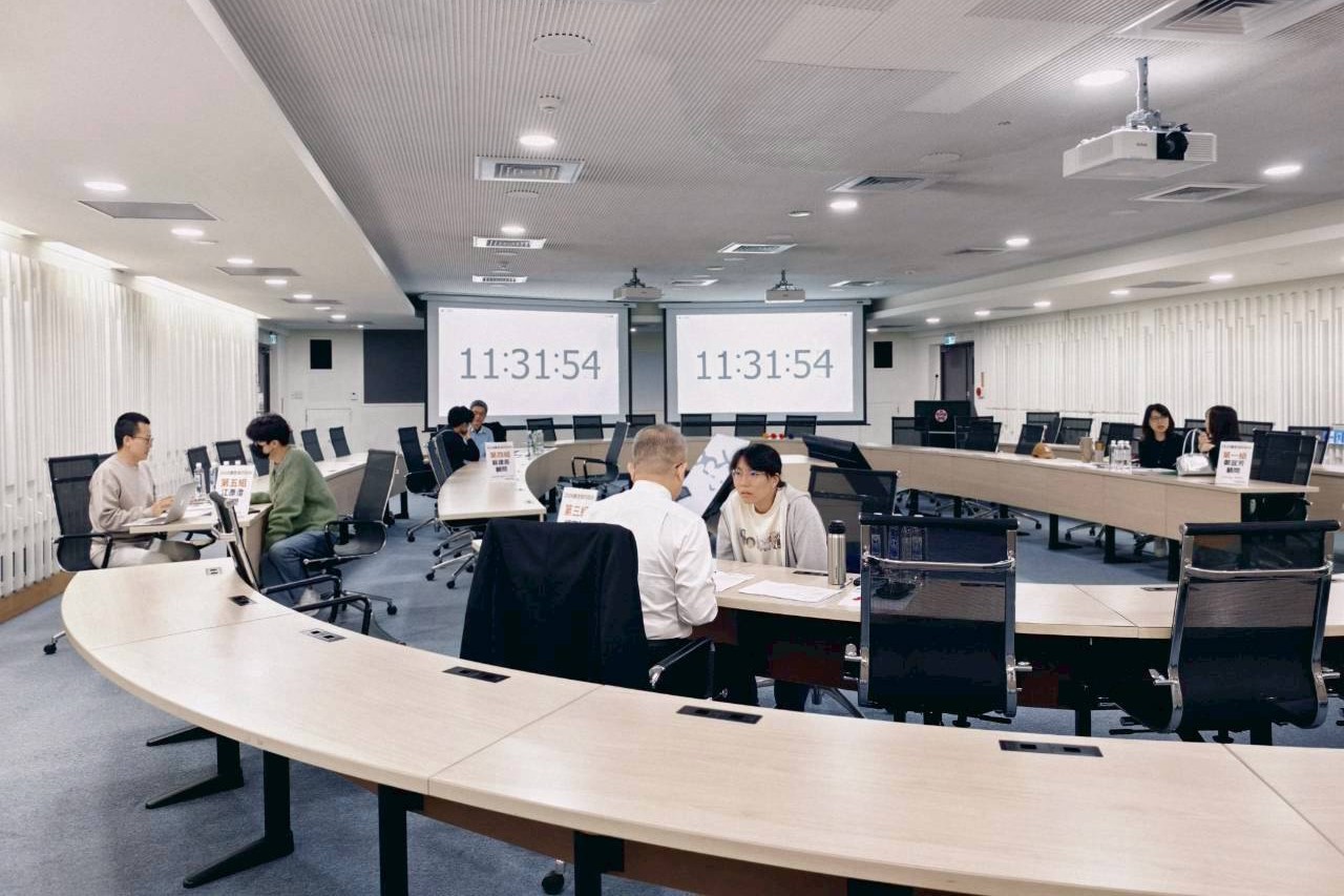 AI 時代,人與人面對面的交談與互動仍是企業攬才看重的面向之一