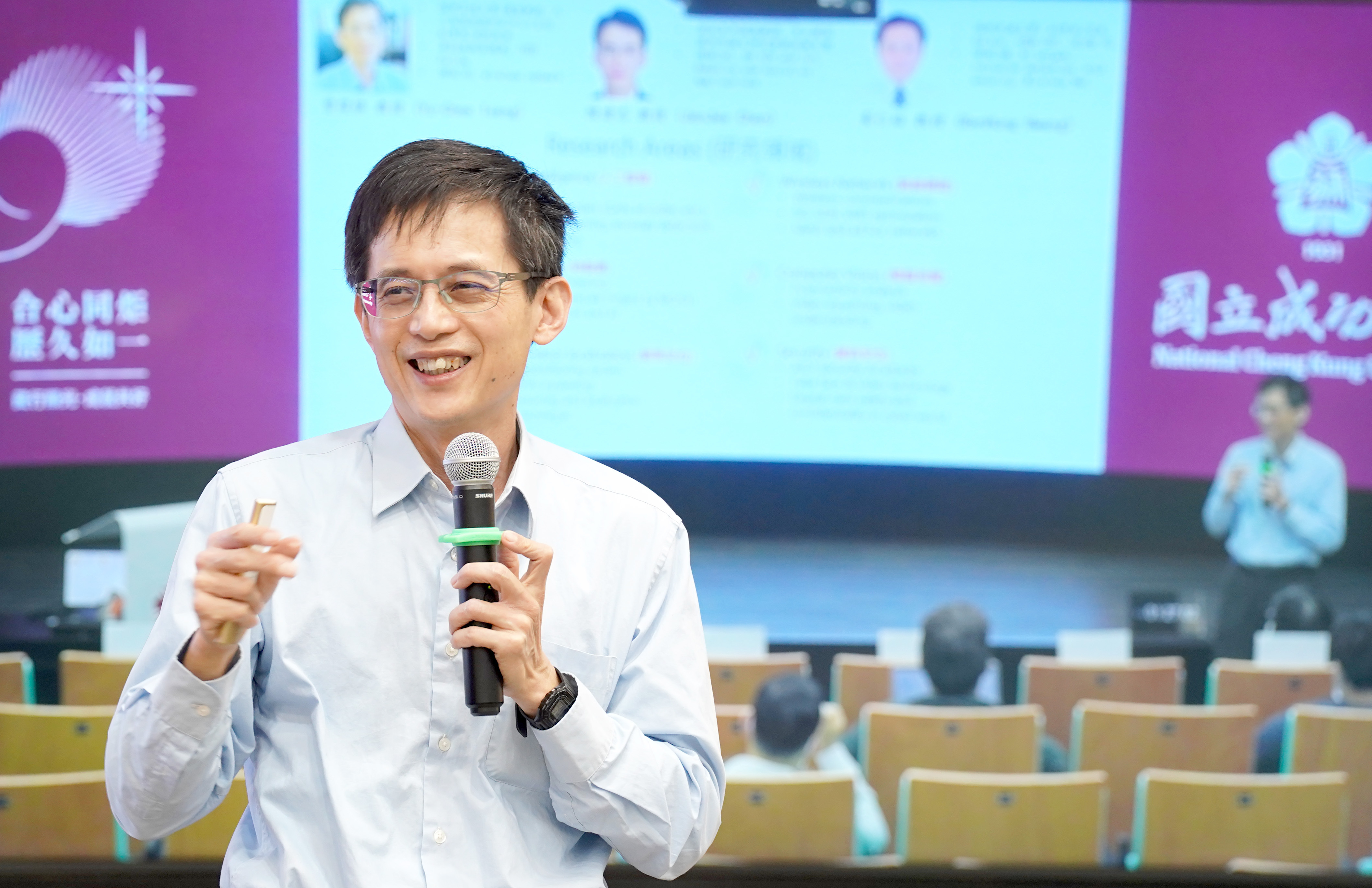曾煜棋講座教授以「機器人和人工智能的一天」為題,講述AI如何協助人類社會解決何種問題