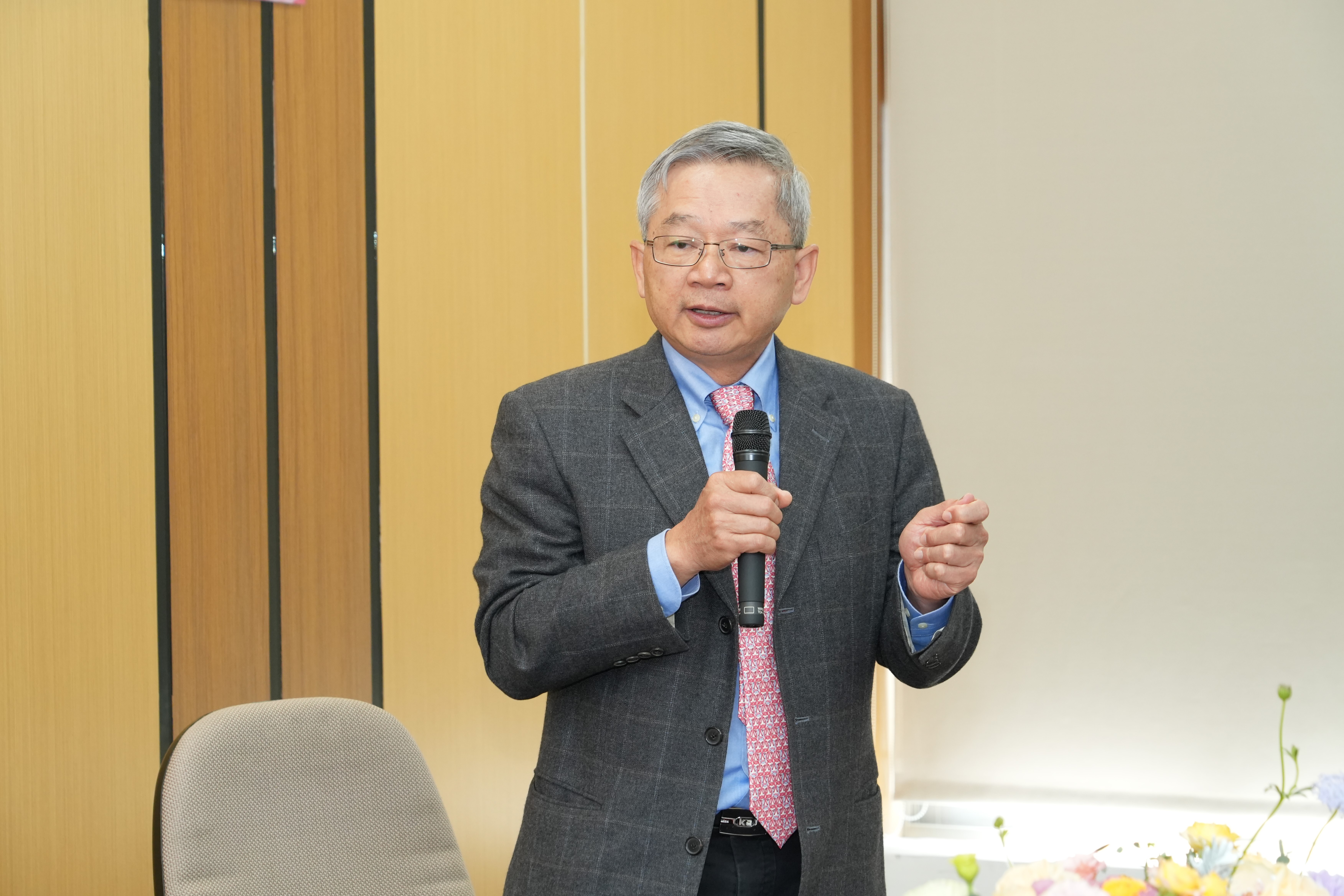 吳誠文董事長更進一步推崇成大與清華大學是台灣目前唯二擁有成立運動科技中心的學校。成大中正堂更是第一個擁有5G設備的智慧運動場館，並且擁有卓越的師資與教學人