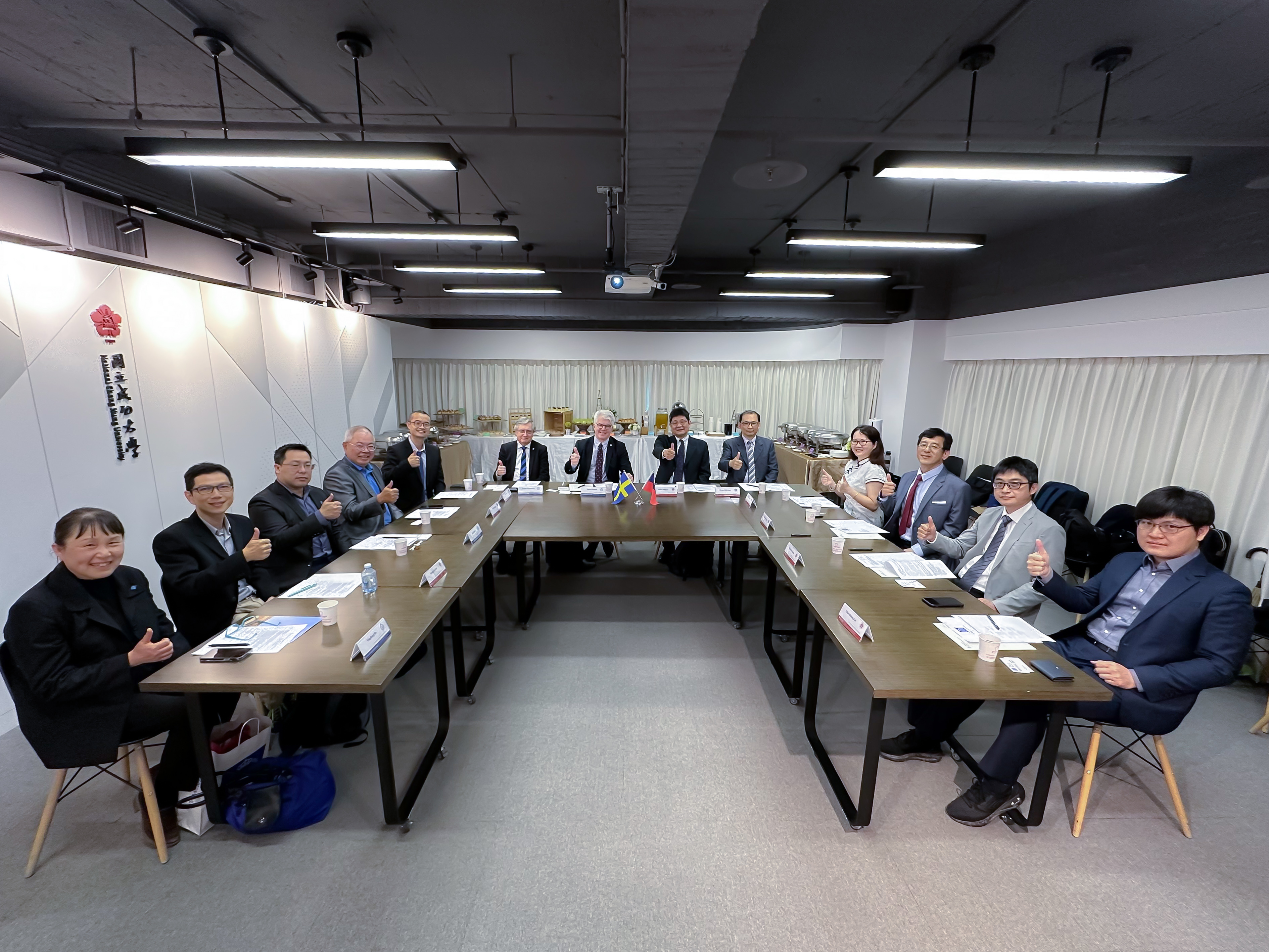 會議中邀集化學、物理、機械、資工、生科等五大策略領域代表進行學術科研及人才培育合作細節討論，未來將提升台灣與瑞典跨國研究合作，增加高階人才跨國學習交流機會，紮根台灣下一世代國際競爭力。 