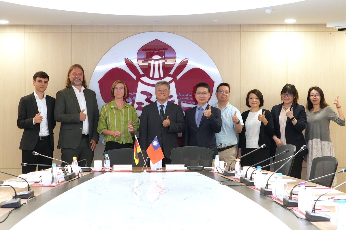 German Institute Taipei and Saxon Science Liaison Office Visit NCKU to Ex-plore Semiconductor Talent Development CooperationImage