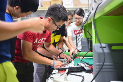 NCKU students shine in 2016 IEEE future energy challenge