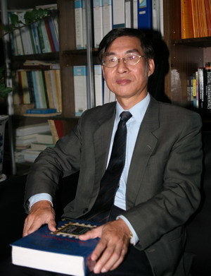 創新科學研究 國際學術地位崇隆 成大李清庭院長 榮獲IEEE會士圖片
