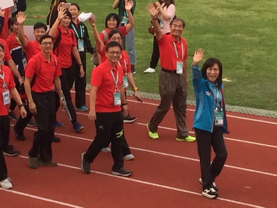 蘇慧貞校長帶領成大全大運選手入場