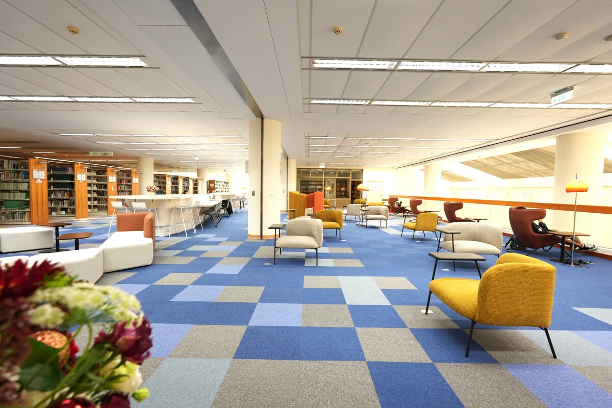 成大圖書館三期空間改造啟用　閱讀空間再進化　咖啡香重返日常