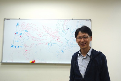 光電科學與工程學系副教授黃志嘉