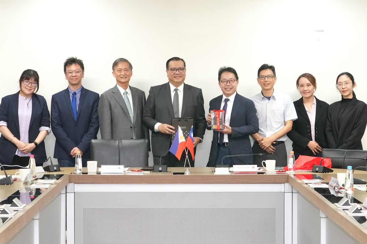 Mapua University Visits NCKU  Focusing on Academic Collaboration in Medicine and Semiconductors