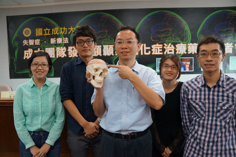 失智症新療法 成大蔡坤哲研究團隊發現額顳葉退化症治療藥物圖片
