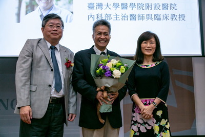 醫學系79級台大醫院醫師蘇大成