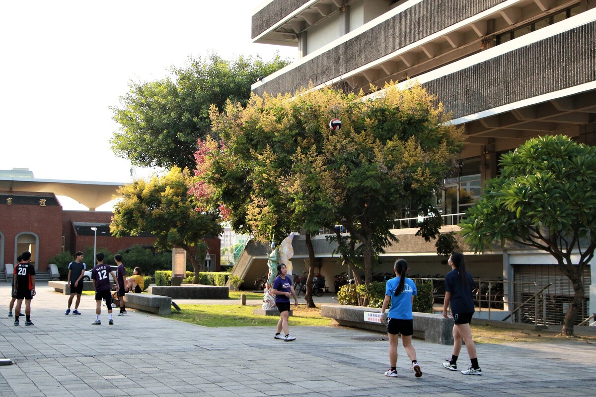 成大不分系 115 學年度首批新生出列　8 位跨域菁英展現永續創新力